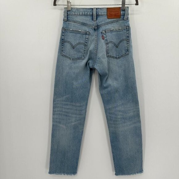 Levi's 501 Tapered High Rise Button Fly Light Wash Raw Hem Denim 24 Cropped Jean - Picture 3 of 9
